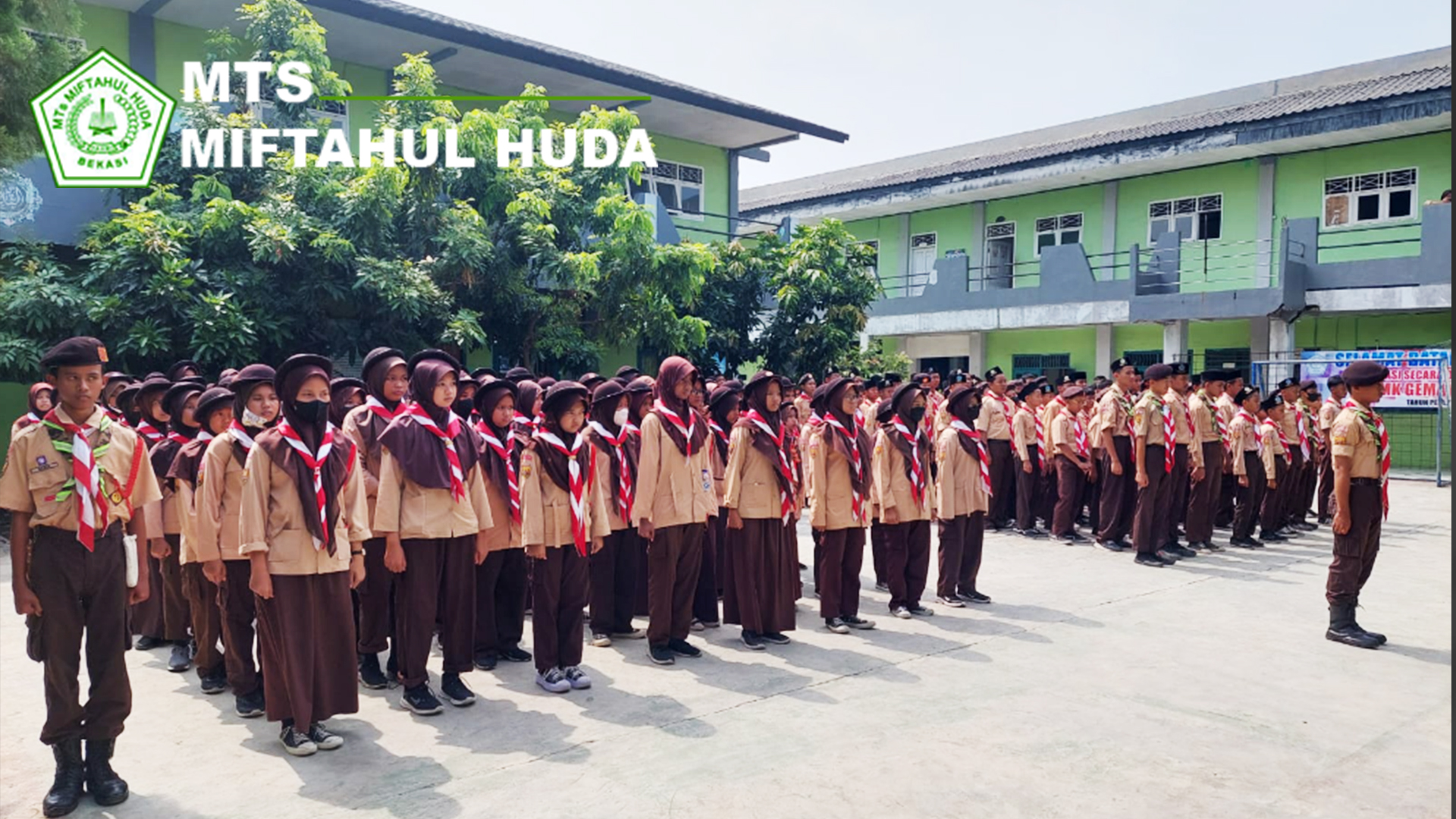 banner-sekolah